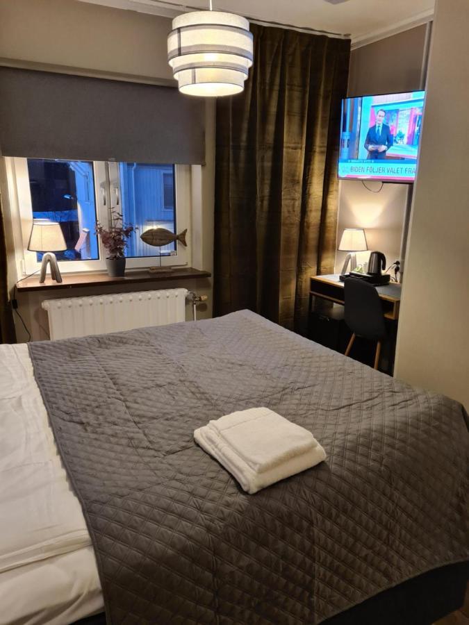 Dala-Jaerna Hotell Och Vandrarhem Exteriér fotografie